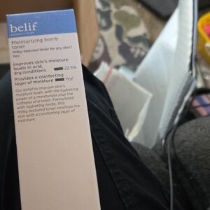 Belif Moisturizing Bomb Toner - Blue and White